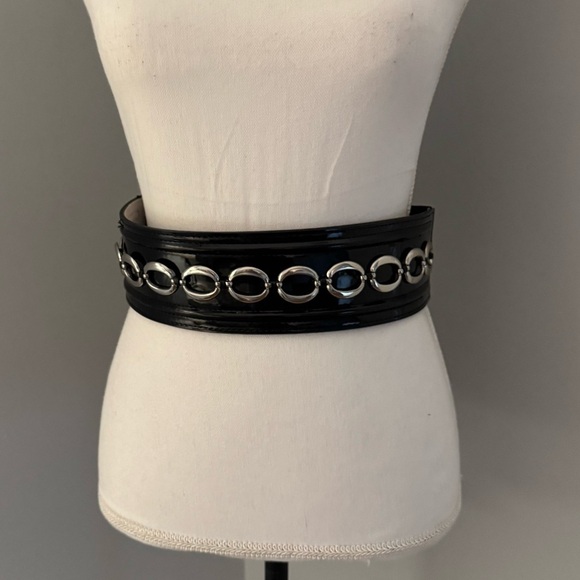 White House Black Market Leather Belt Wide Stretch w/ silver Accents Size Small main image 5
